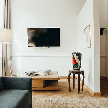 Champagne, Parc De La Boverie By Welchome *